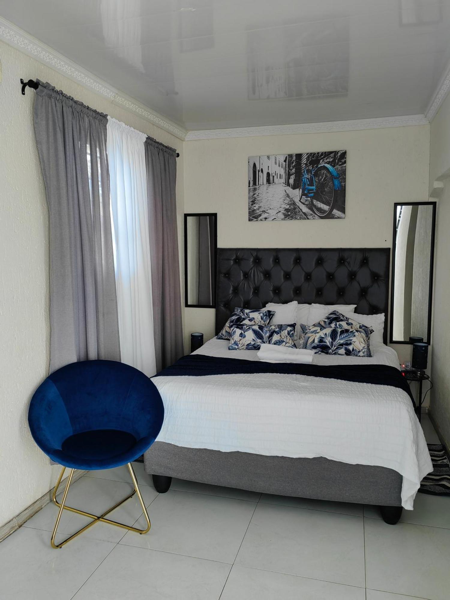 Back Of The Moon Guesthouse Kuruman Dış mekan fotoğraf